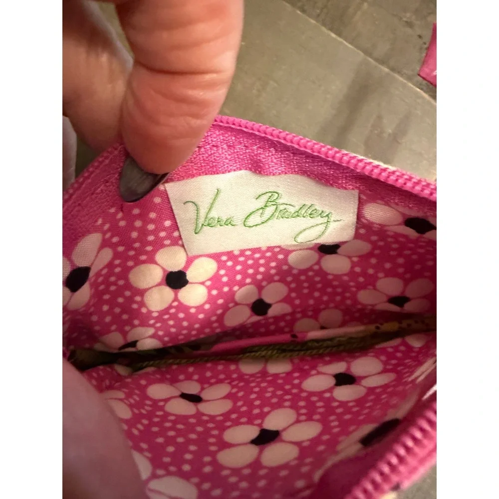 Vera Bradley Zip ID Priscilla Floral Quilted Cotton Wallet Keychain Card Holder